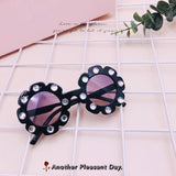 Sticky Pearl Flower Letter glasses - CCMOM